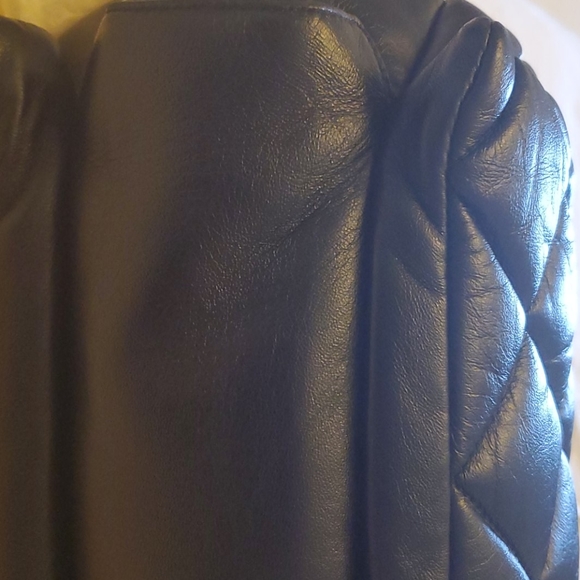 Ferragamo Ginette Shoulder Chain bag in black - Picture 5 of 11